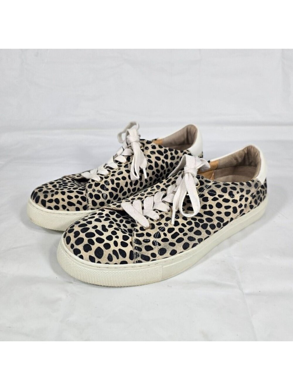 Jack Rogers Rory Animal Print Sneakers Women Size 8 Polka Dot Suede Lace Up